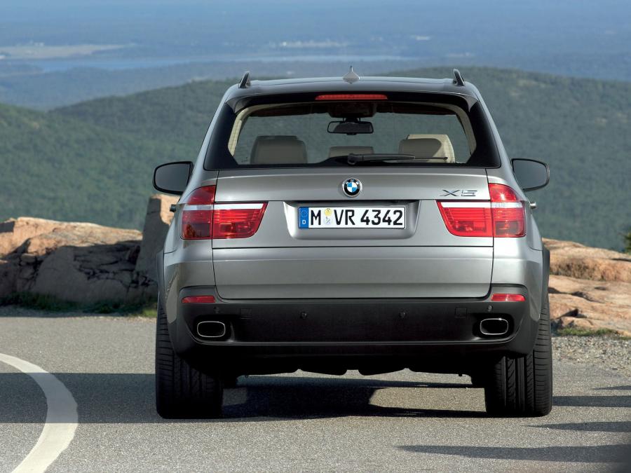  BMW X5 4.8i (E70) 2006 года  (WW) (фото 5 из 64)